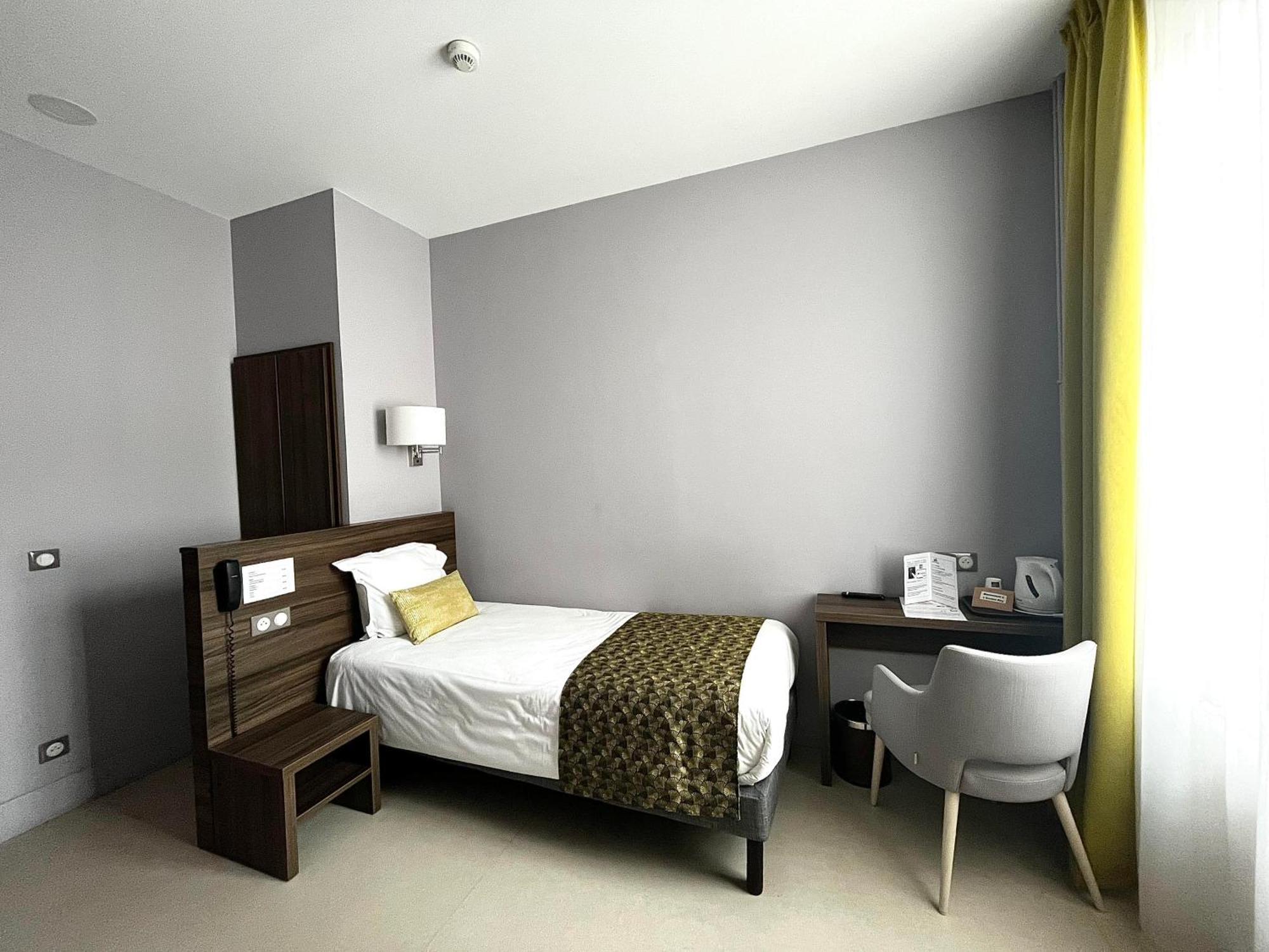 Hotellerie L'Enclos Rey Paris Exterior photo